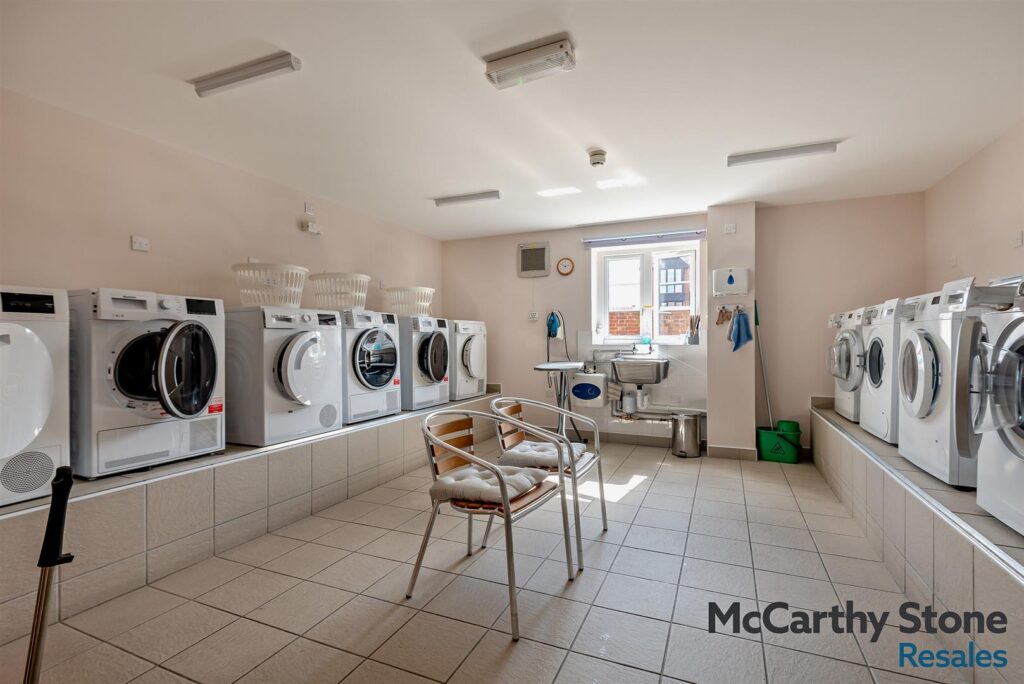 Clarence Court, Clarence Road, Horsham, West Sussex, RH13 5TS