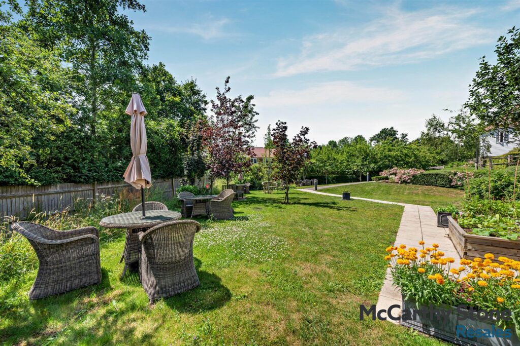 Oak Tree Court, Smallhythe Road, Tenterden, Kent, TN30 7EQ