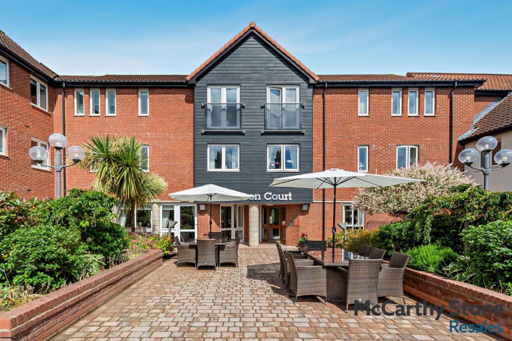 Smithson Court, Top Lane, Copmanthorpe, York, YO23 3AA