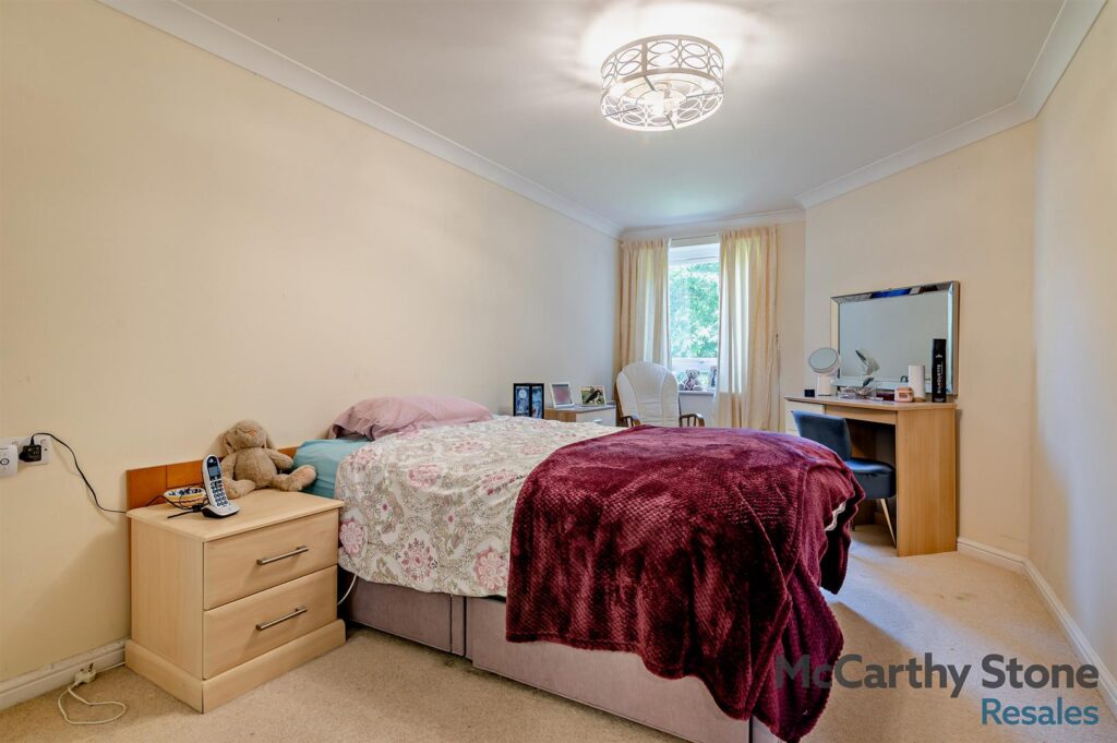 Fussells Court, Station Road, Worle, Weston-Super-Mare