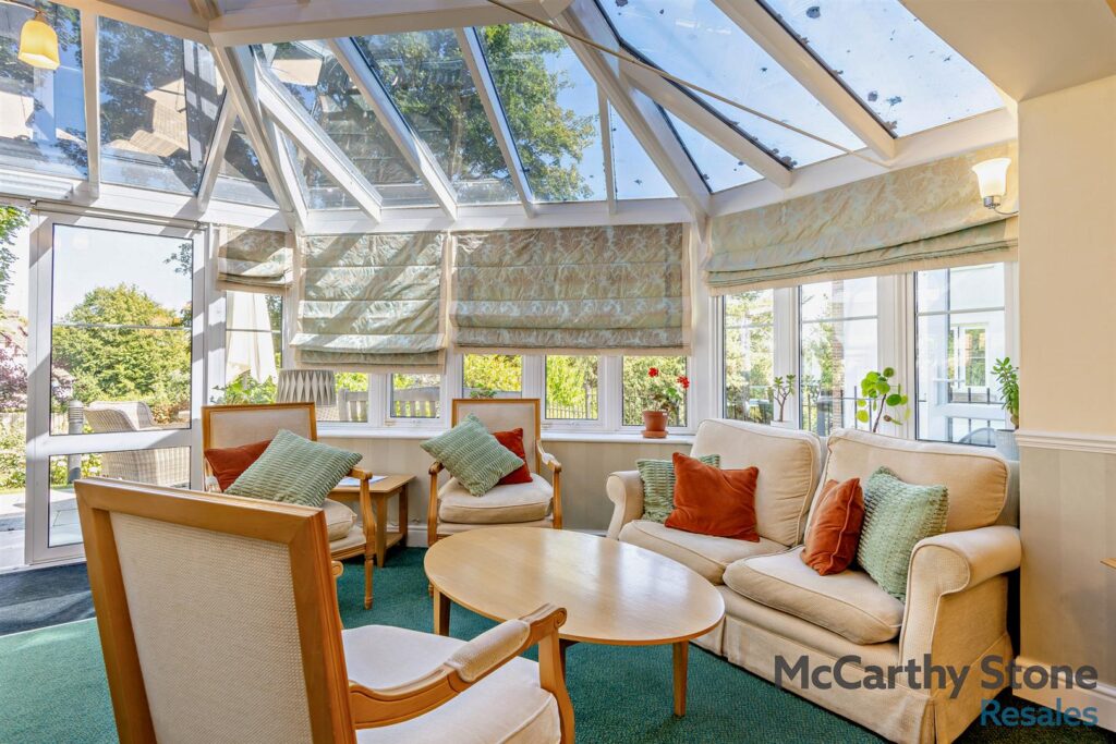 Portman Court, Grange Road, Uckfield, East Sussex, TN22 1FD