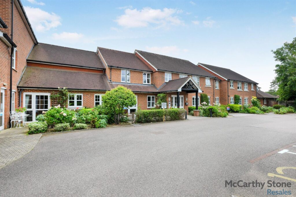 Stewart Court, High Street, Epping, CM16 4FJ