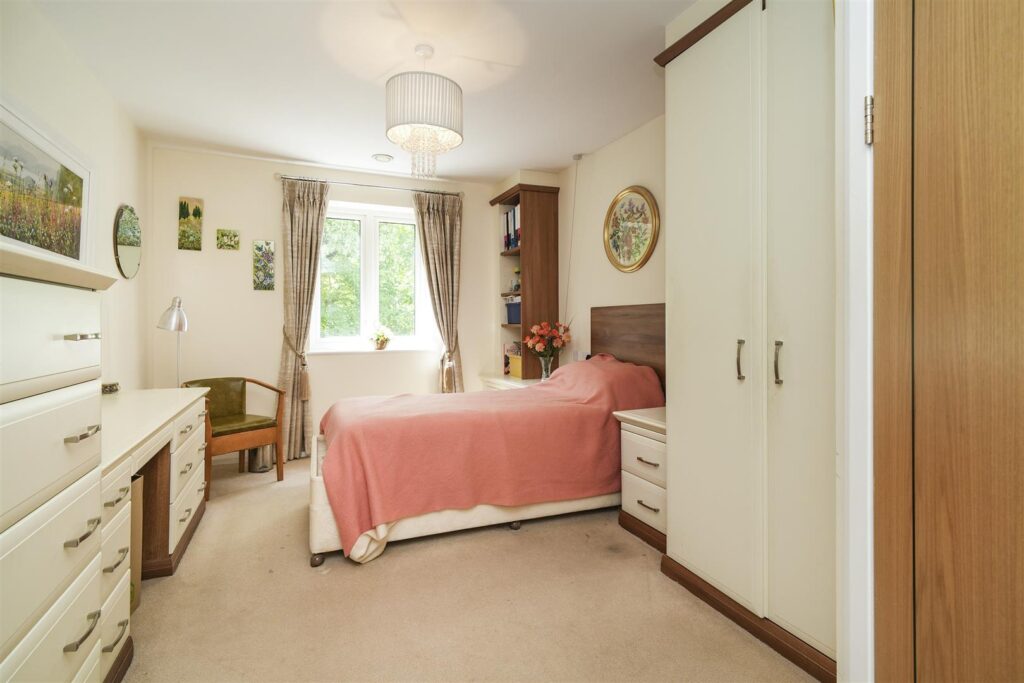 Broadfield Court, Park View Road, Prestwich, Manchester
