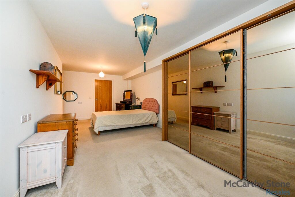 Eastland Grange, 16 Valentine Road, Hunstanton, Norfolk, PE36 5FA