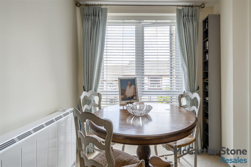 142 Greaves Road, Lancaster