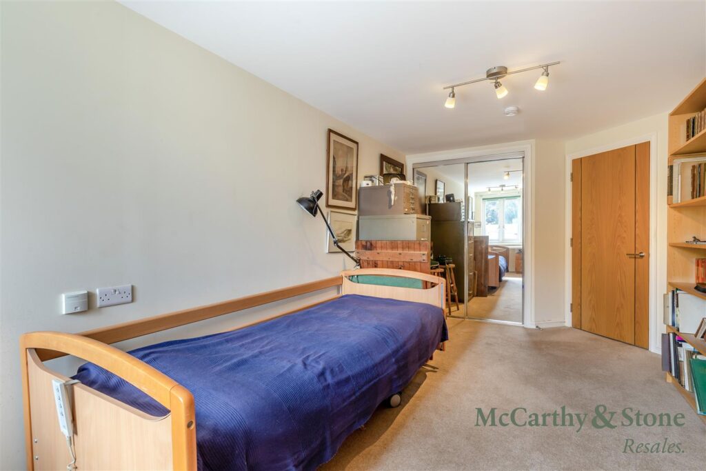 Thomas Court, Marlborough Road, Cardiff, Glamorgan, CF23 5EZ