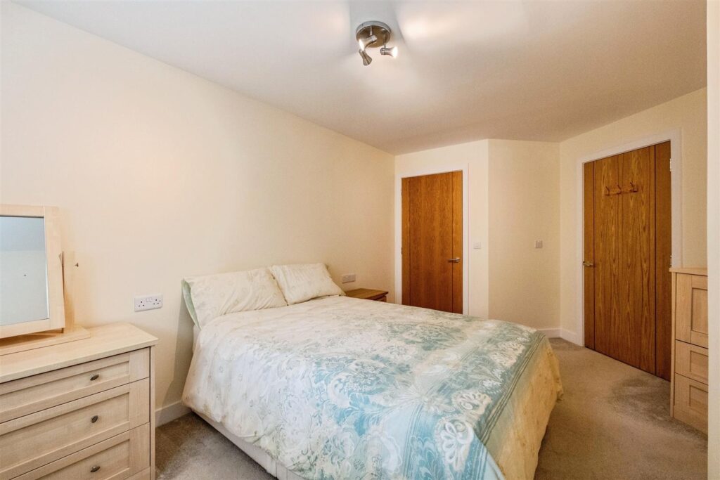 Oakwood Court, Crown Avenue, Inverness