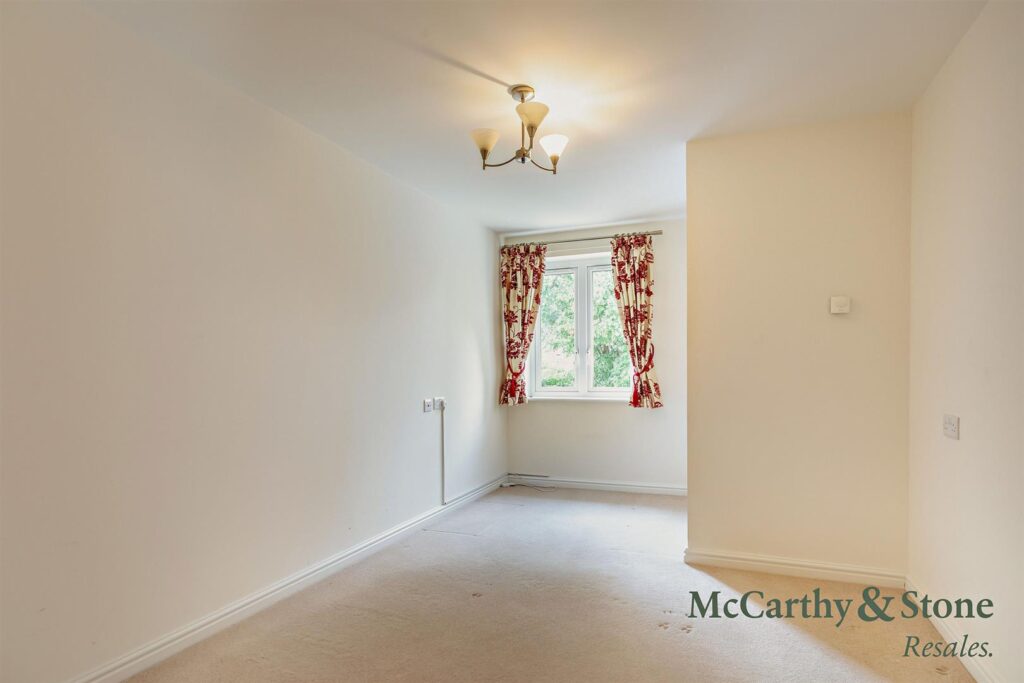William Court, Overnhill Road, Downend, Bristol, BS16 5FL