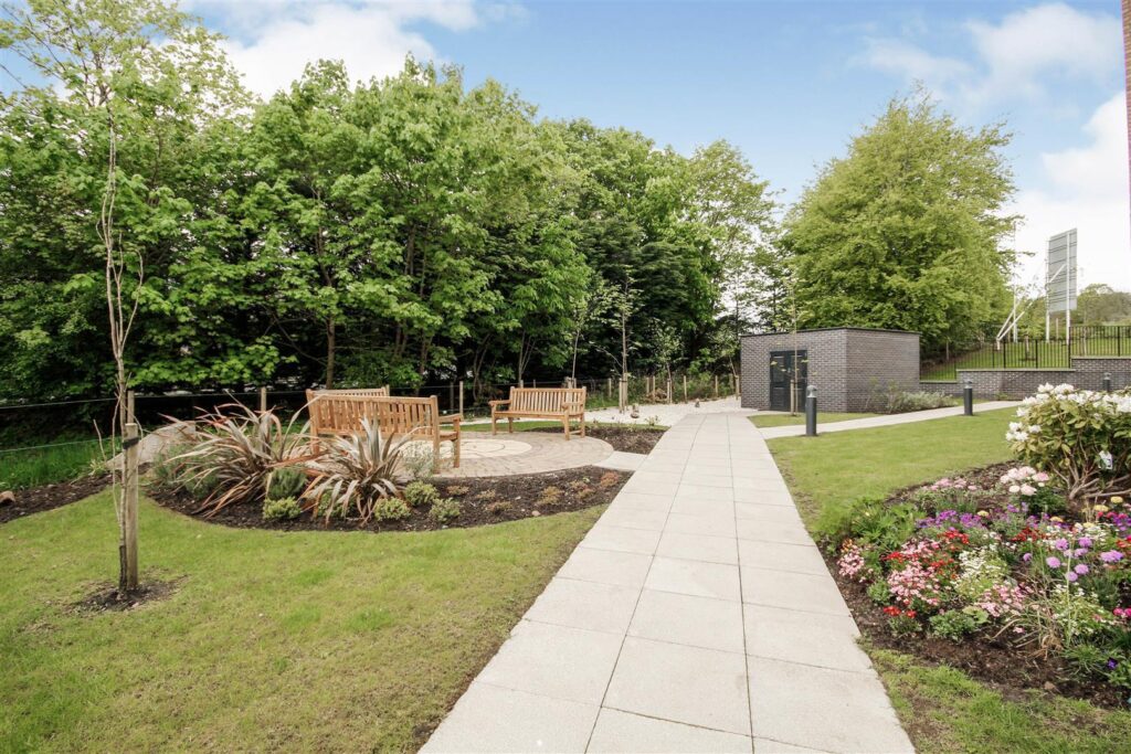 Riverwood, 101 Craigdhu Road, Milngavie, G62 7AD