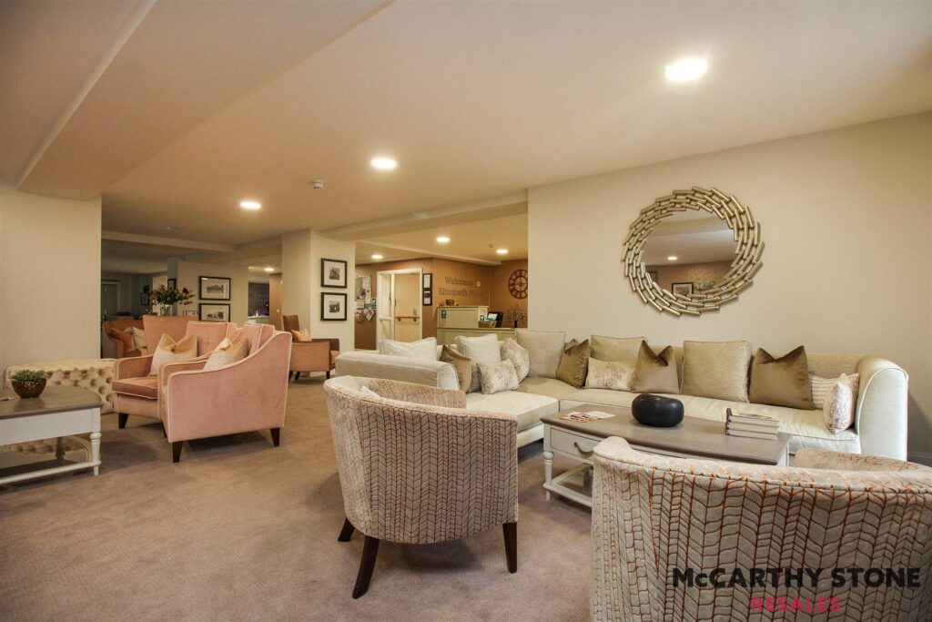 Elizabeth Place, Trimbush Way, Market Harborough