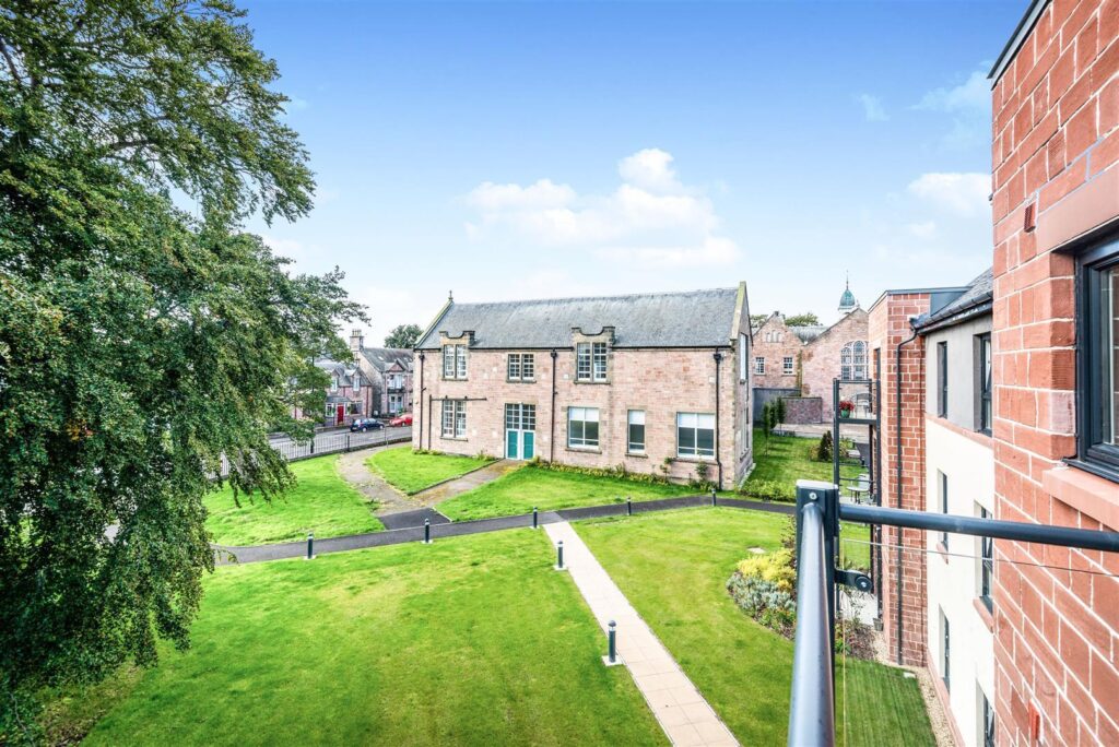 Oakwood Court, Crown Avenue, Inverness