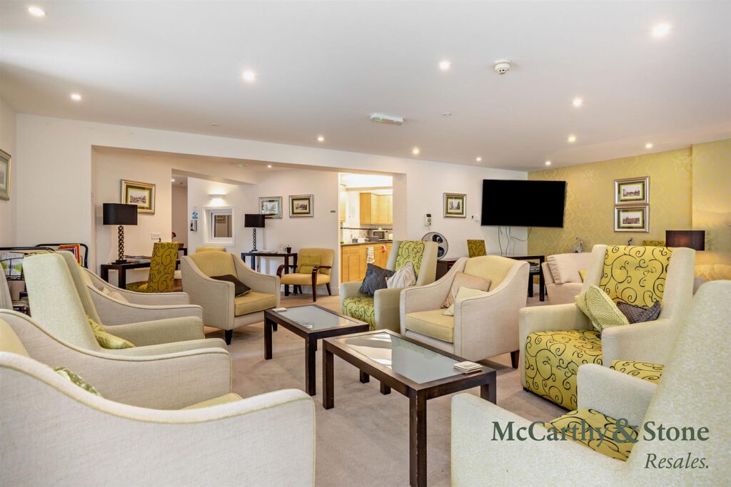 William Court, Overnhill Road, Downend, Bristol, BS16 5FL