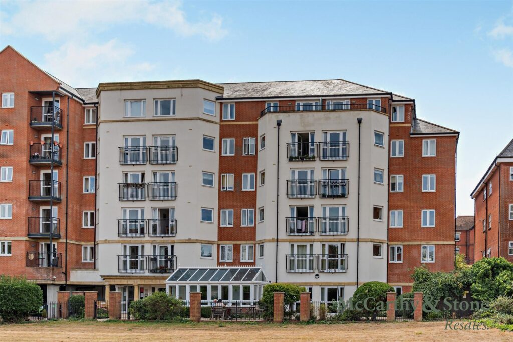 Martello Court, Jevington Gardens, Eastbourne, East Sussex,BN21 4SD
