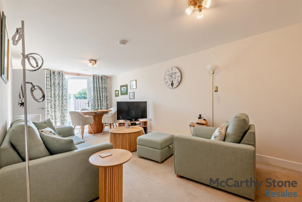 Walnut Tree Place, Goring Street, Goring-by-Sea, West Sussex, BN12 6NT