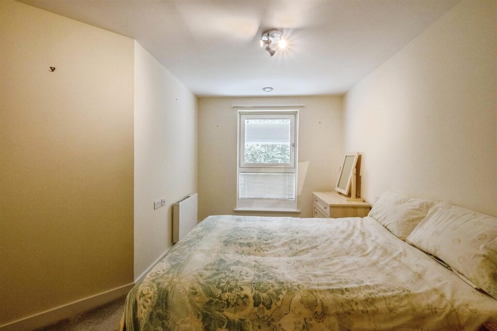 Oakwood Court, Crown Avenue, Inverness