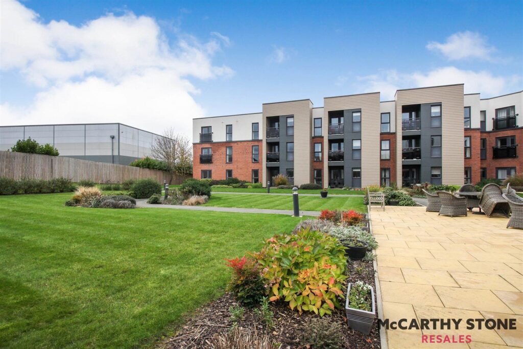 Elizabeth Place, Trimbush Way, Market Harborough