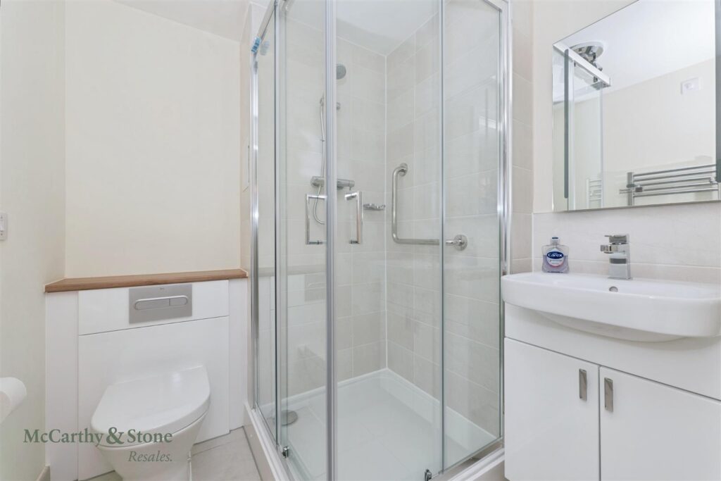 Riverwood, 101 Craigdhu Road, Milngavie, G62 7AD