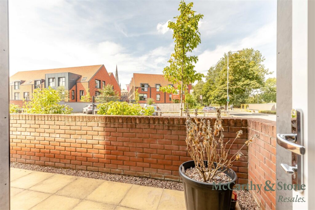 Scott Place, Cross Keys, Lichfield
