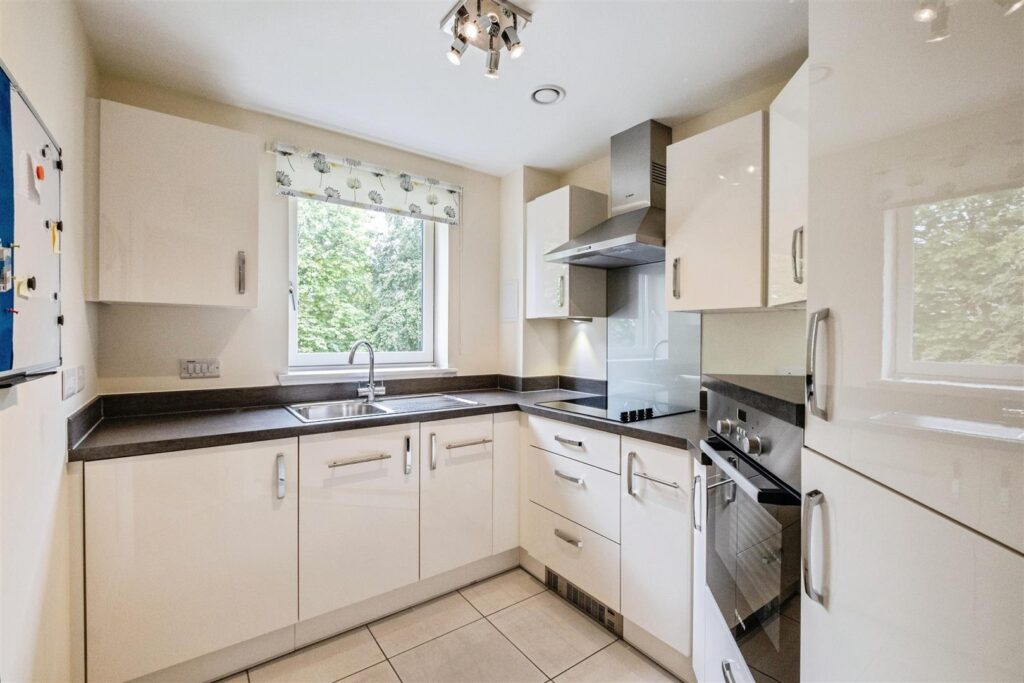 Oakwood Court, Crown Avenue, Inverness