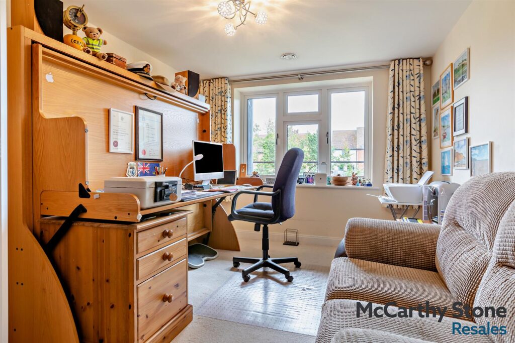 Pincombe Court, Buckingham Close, Exmouth