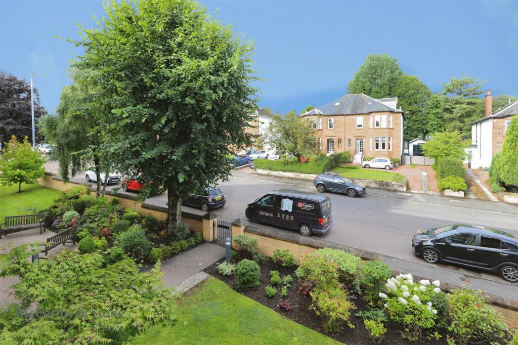 The Fairways, 823 Clarkston Road, Glasgow, G44 3UZ