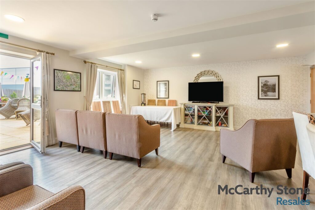 Elizabeth Place, Trimbush Way, Market Harborough