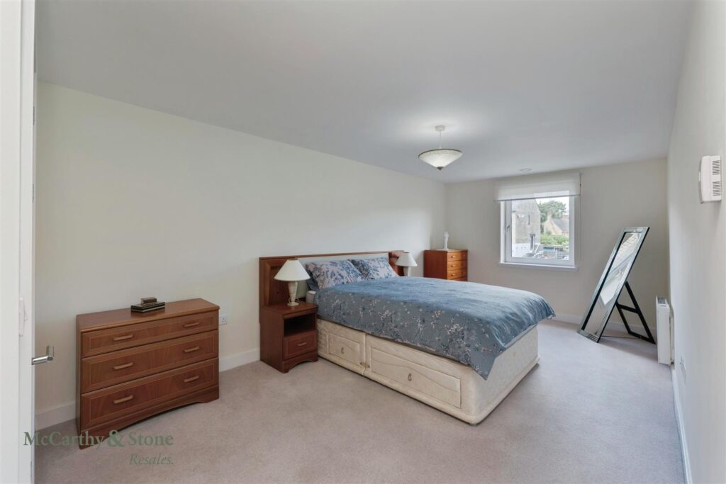 Riverwood, 101 Craigdhu Road, Milngavie, G62 7AD