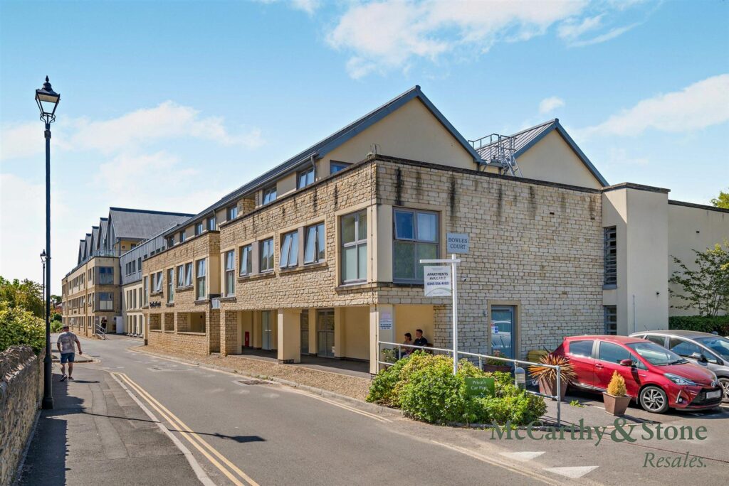 Bowles Court, Westmead Lane, Chippenham