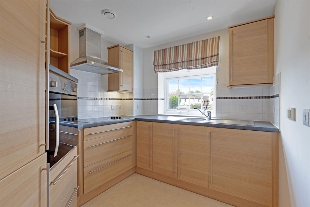 301 High Street, Ongar, CM5 9FD