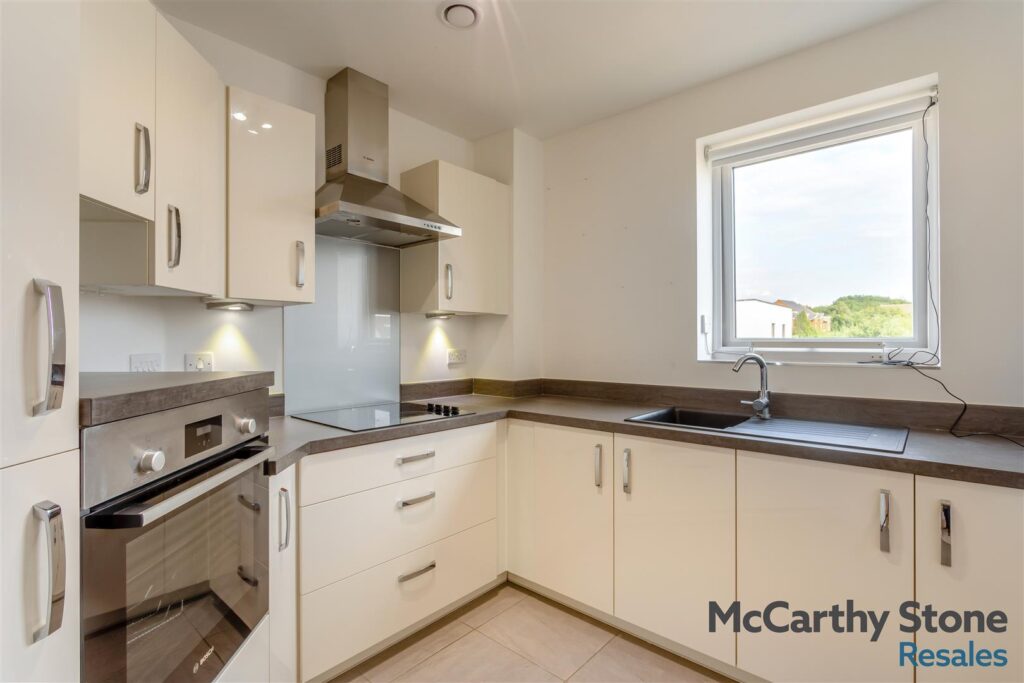 Elizabeth Place, Trimbush Way, Market Harborough