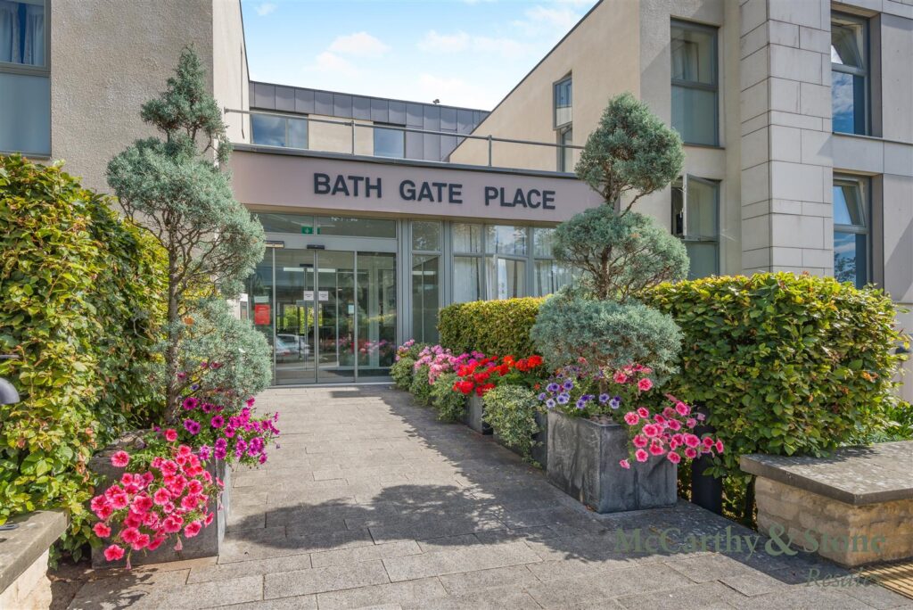 Bath Gate Place, Tetbury Road, Cirencester