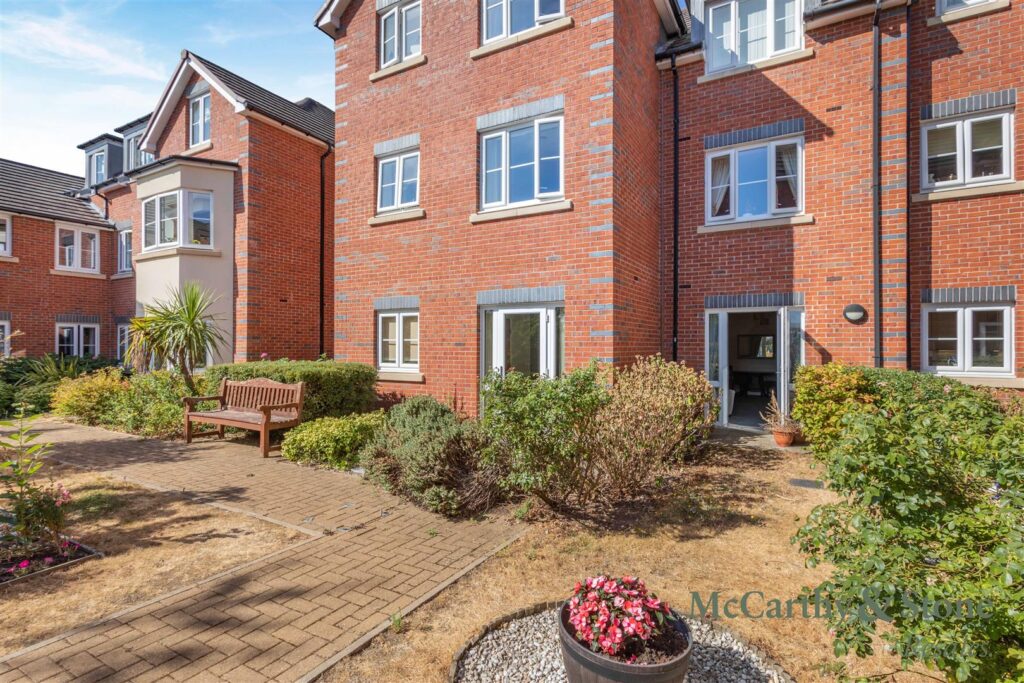 Tresham Close, St. Marys Road, Kettering, Northamptonshire, NN15 7BX