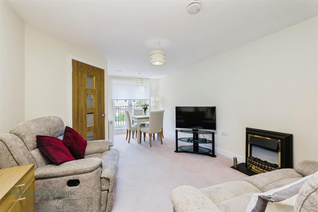 Riverwood, 101 Craigdhu Road, Milngavie, G62 7AD