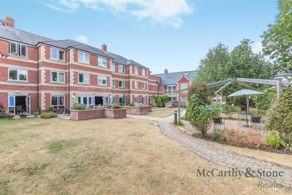 Thomas Court, Marlborough Road, Cardiff, Glamorgan, CF23 5EZ