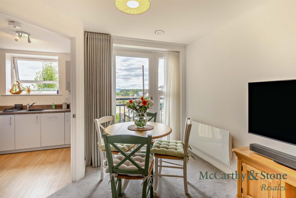 Foxglove Place, Willand Road, Cullompton