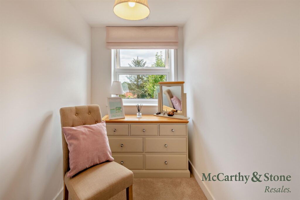 Foxglove Place, Willand Road, Cullompton