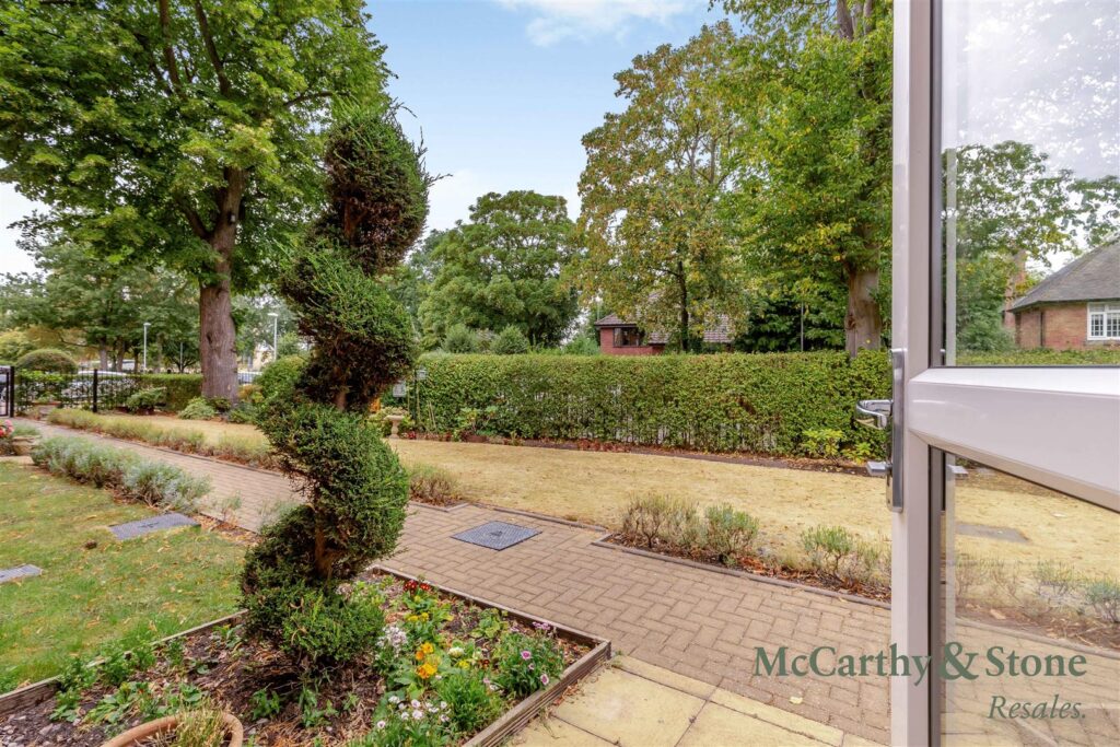 Humphrey Court, The Oval, Stafford, Staffordshire, ST17 4SD
