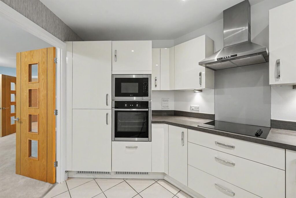 Alderton Hill, Loughton, IG10 3FS