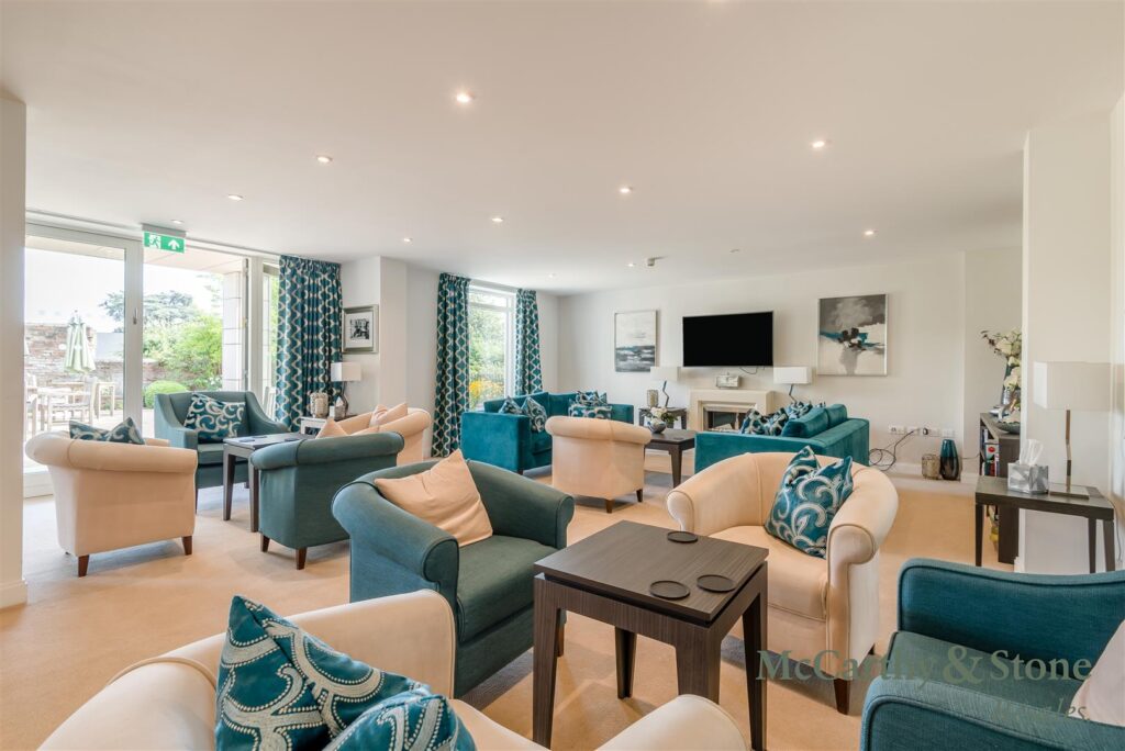 Bath Gate Place, Tetbury Road, Cirencester