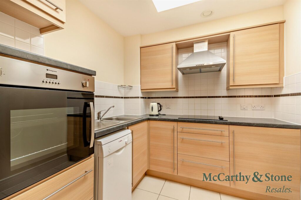 Horton Mill Court, Hanbury Road, Droitwich, WR9 8GD