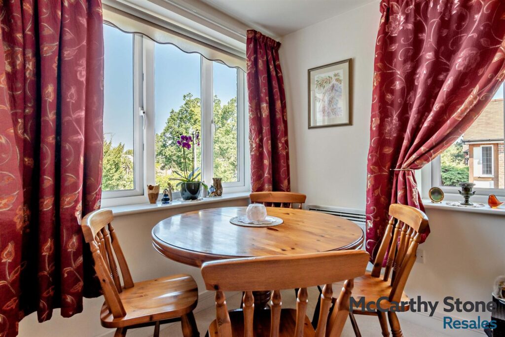 Eadhelm Court, Penlee Close, Edenbridge, Kent, TN8 5FD