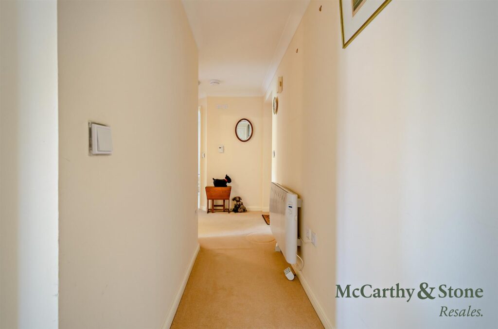 Foxhall Court, School Lane, Banbury