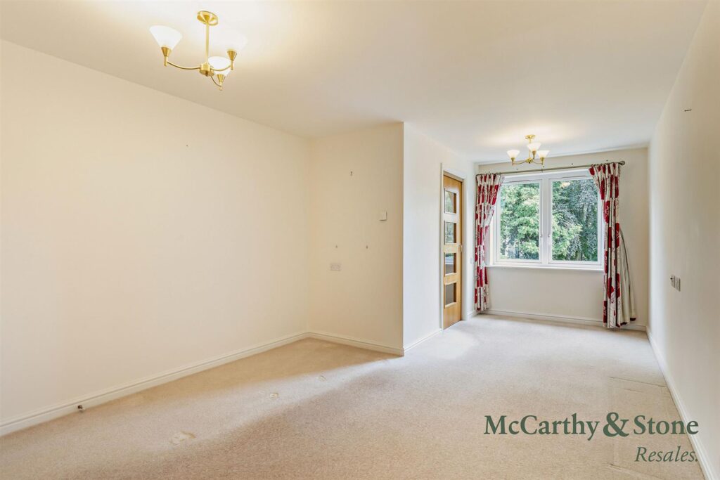 William Court, Overnhill Road, Downend, Bristol, BS16 5FL