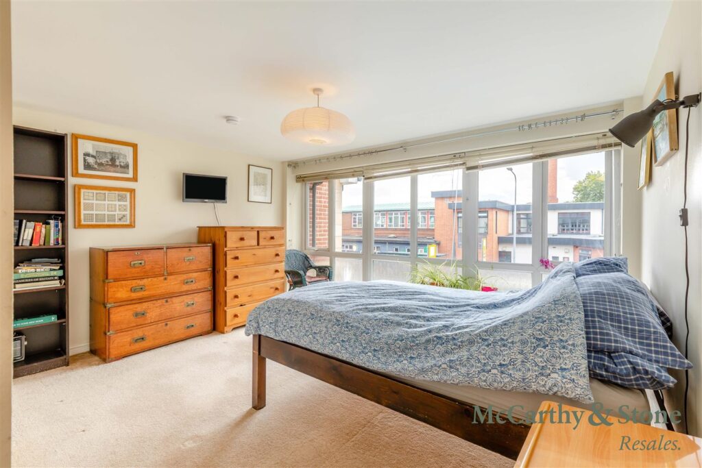 Thomas Court, Marlborough Road, Cardiff, Glamorgan, CF23 5EZ