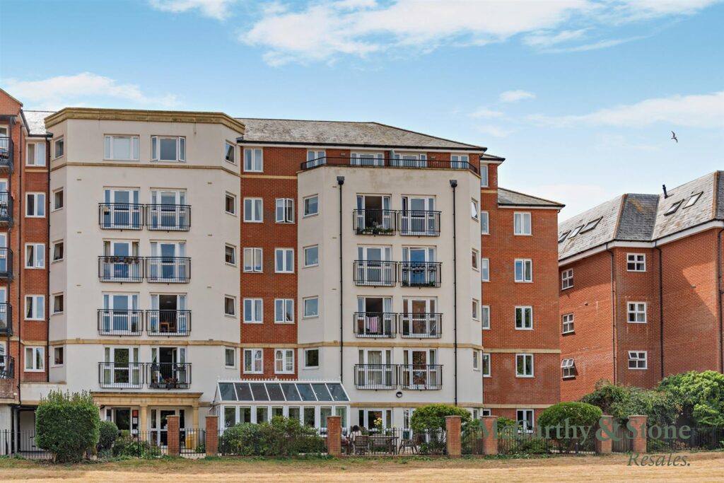 Martello Court, Jevington Gardens, Eastbourne, East Sussex,BN21 4SD