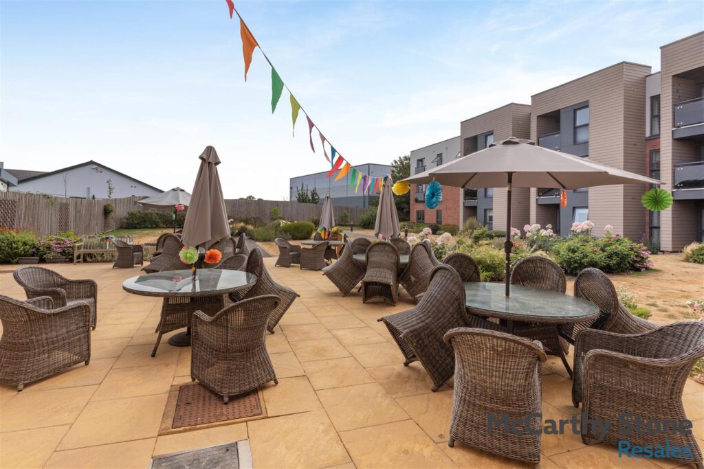 Elizabeth Place, Trimbush Way, Market Harborough