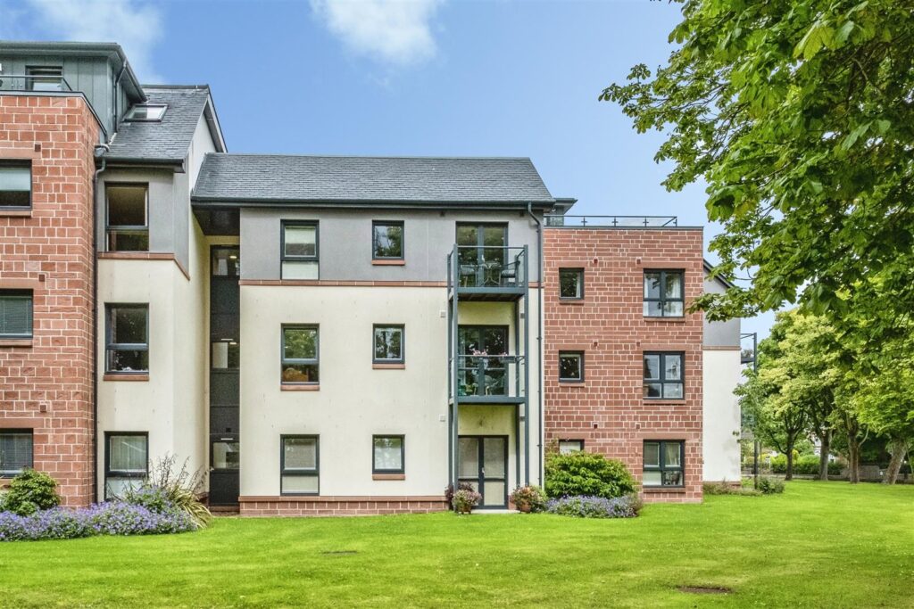 Oakwood Court, Crown Avenue, Inverness