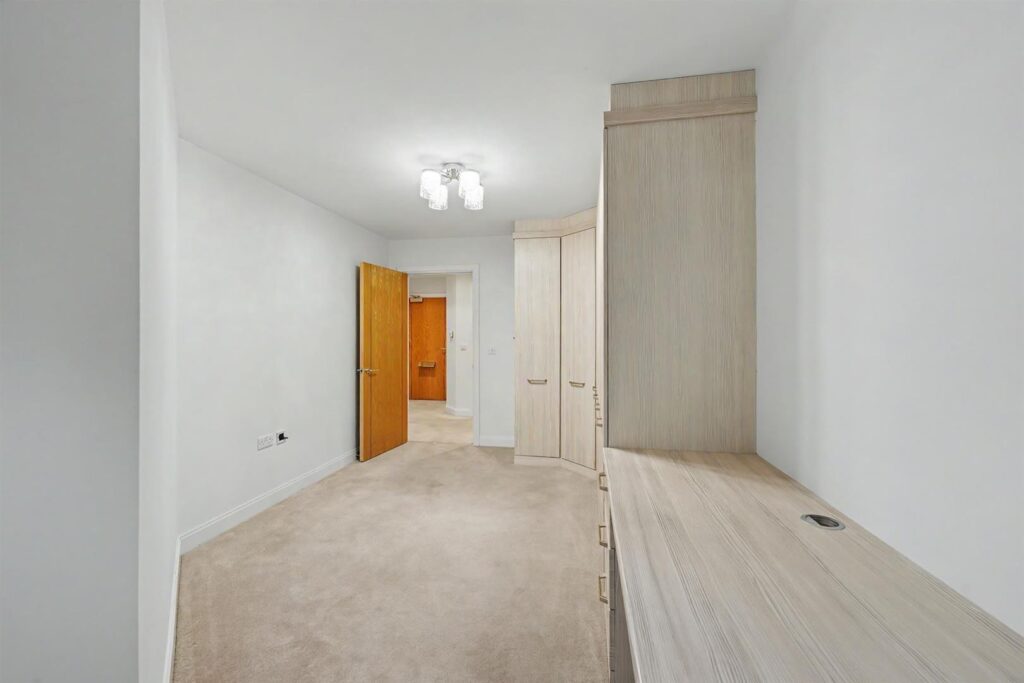 Alderton Hill, Loughton, IG10 3FS