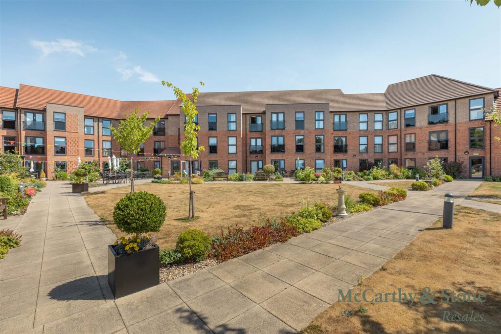Deans Park Court, Kingsway, Stafford