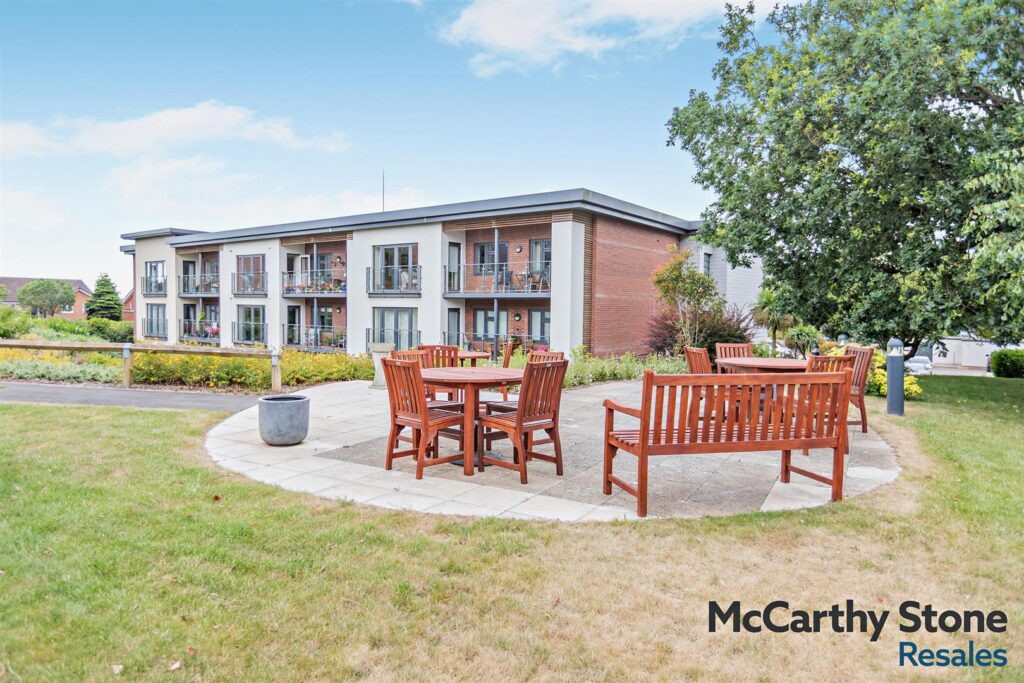 Pincombe Court, Buckingham Close, Exmouth